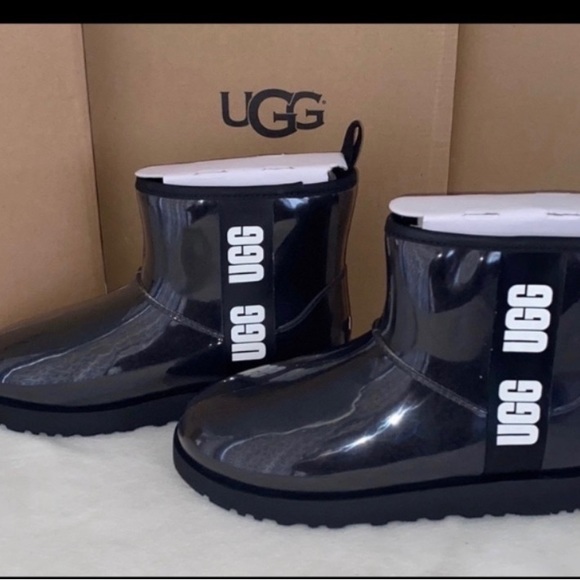 UGG Shoes - UGG CLASSIC CLEAR MINI